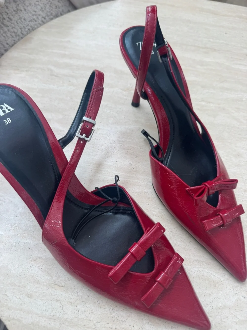 Zara Red Patent Pointed Slingback Heels with Bows - Picture 2 of 5